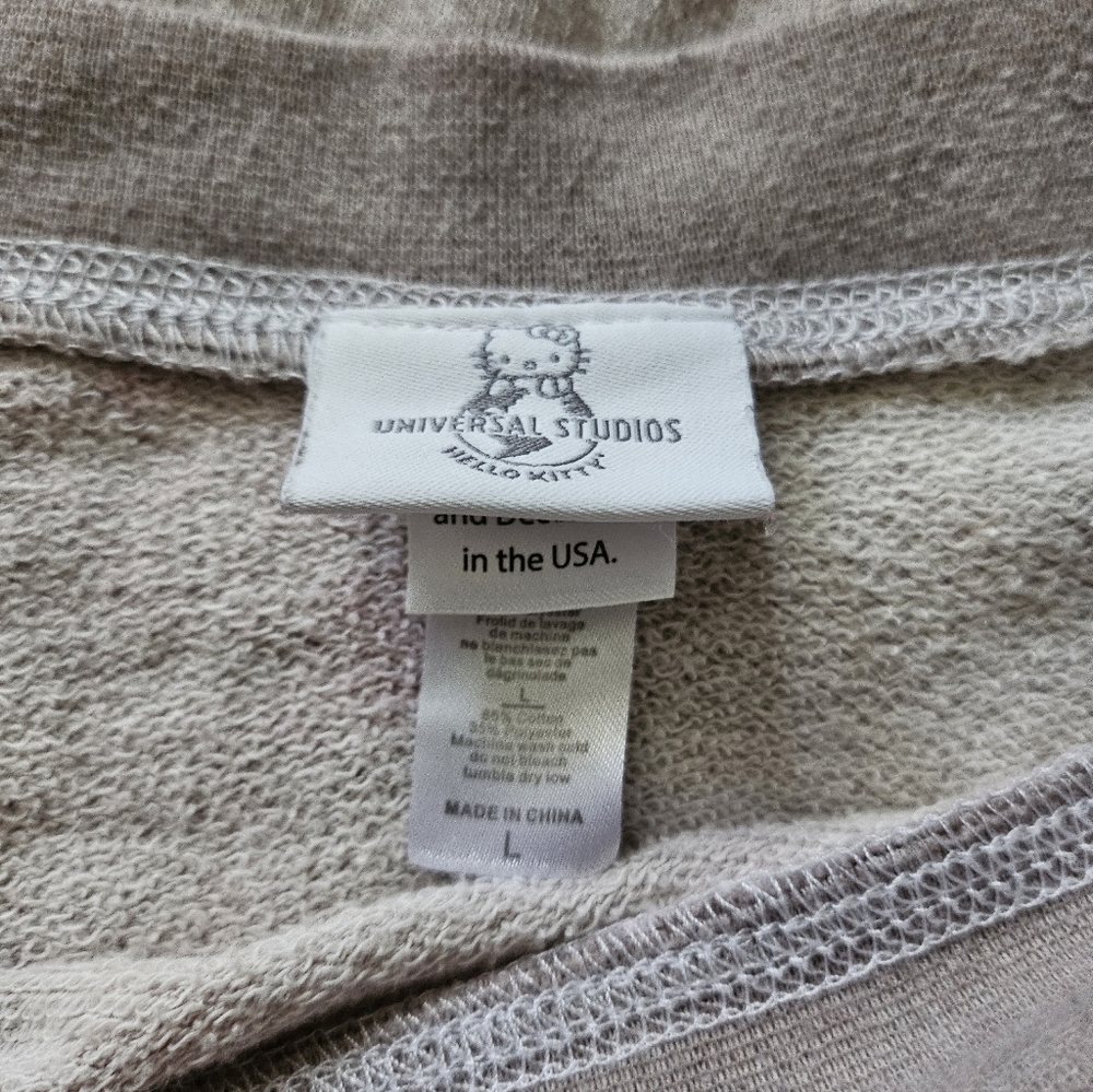 Universal Studios Hello Kitty Tan Pull Over Long … - image 2